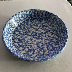 Blue and White Gerald E Henn Roseville 6 3/4” Bowl